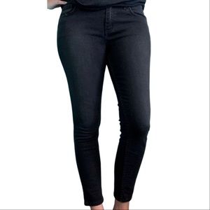 Level 99 black Stella slouchy skinny jeans size 27